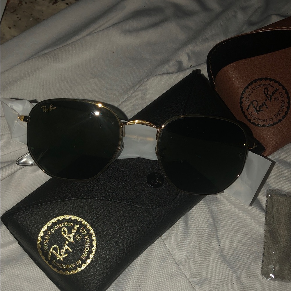 Ray-Ban Classic Gold Frame Sunglasses